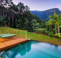 Crystal Creek Rainforest Retreat - Travel Agents