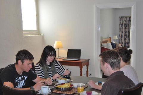 Brayfield Cottage - Travel Search 7