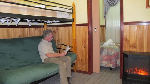 Cedar Lodge Cabins - Travel Search 2