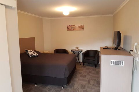Foreshore Motel - Cruises Travel 3