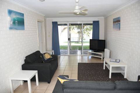 Kalbarri Seafront Villas - Tourism Guide 3