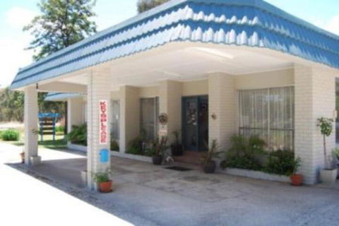 Holbrook Settlers Motel - Travel Agents 3