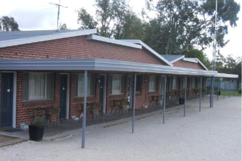 Glenndale Park Motel - Travel Agents 7