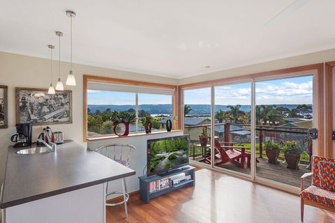 Monaro Cottage - Tourism Guide 5