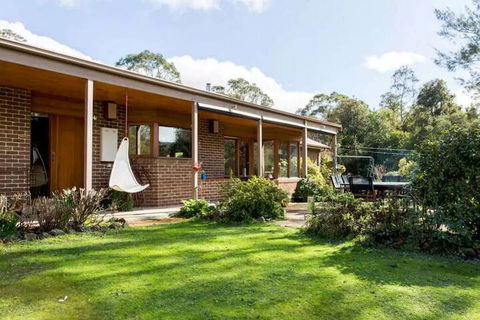 Adriennes Country Retreat - Travel Search 1