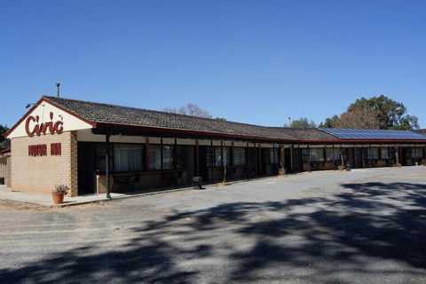 Civic Motor Inn - Tourism Guide 1