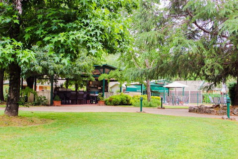 Silver Birches Holiday Unit 6 - Travel Search 6