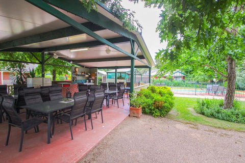 Silver Birches Holiday Unit 6 - Travel Search 3