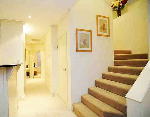 Plantation House 1 Spacious 4 Bedroom House Near Beach WIFI Netflix Telstra TV Playground Pool BBQ - Travel Agents 1