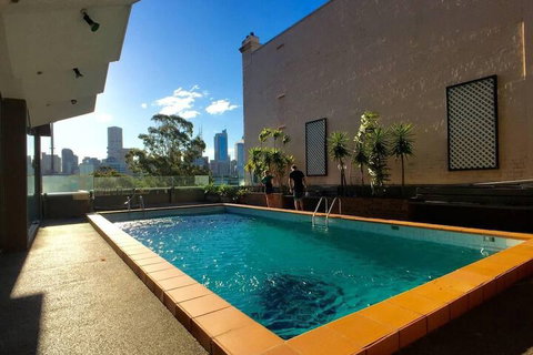 Meticulously Designed Sydney Aptmnt - Tourism Guide 2