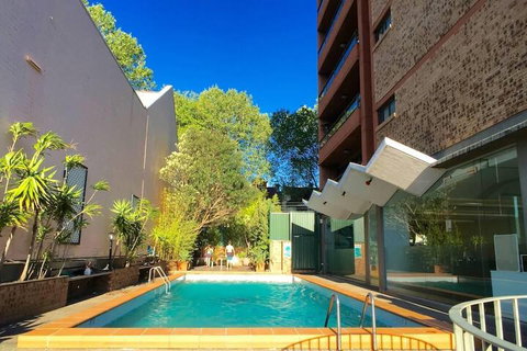 Meticulously Designed Sydney Aptmnt - Tourism Guide 3