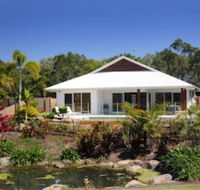 4 Cascade Luxury House on Fairway - Tourism Guide