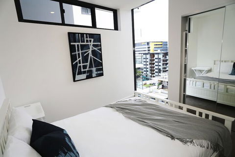 Chic Brisbane Living - Travel Search 3