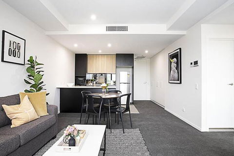 CANBERRA CHIC-Hosted By L'Abode - Cruises Travel 6