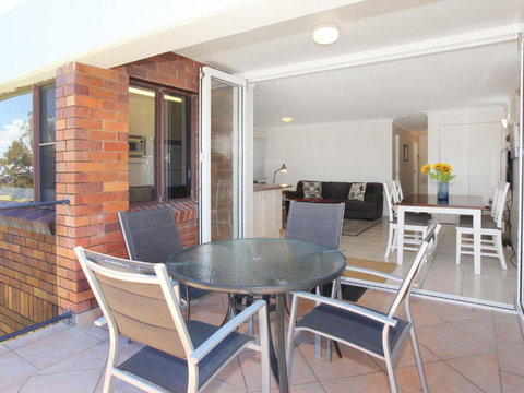 Maui 6 2 BDRM Apt On Parkyn Pde - Travel Agents 5