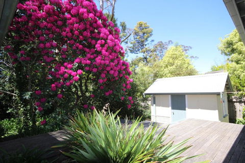 Stonewall Cottage For Two With Fireplace - Travel Search 5
