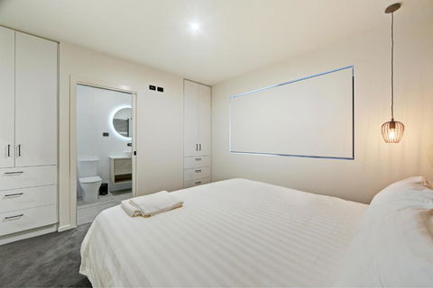 Snow Ski Apartments 32 - Travel Search 6