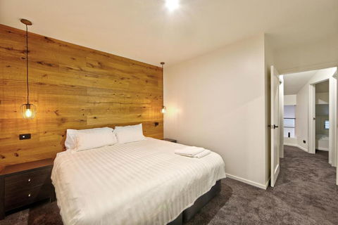 Snow Ski Apartments 32 - Travel Search 2