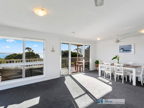 13 Seacombe Grove Ventnor - Tourism Guide 6