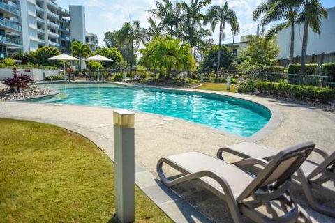 Heart Of The Sunny Coast 2 Resort Pools Gym NOW OPEN! Walk To Sunshine Plaza - Cruises Travel 6