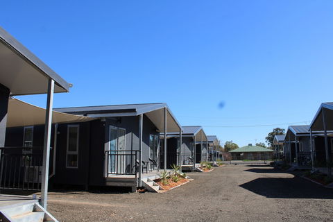 Sunshine Gardens Bourke Resort - Tourism Guide 0