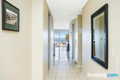 Bayline Beachfront Apartment No 4 - Travel Search 0