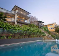Absolute Waterfront Lakehouse Fishing Point Waterfront Pool Jetty - Tourism Guide