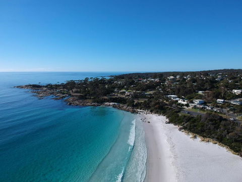 SEA EAGLE COTTAGE Amazing Views Of Bay Of Fires - Travel Search 5
