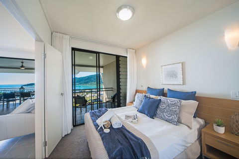 The Hamptons On Airlie - Tourism Guide 3