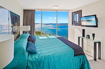 Luxury 3BR Apt With Incredible Views - Travel Search 4