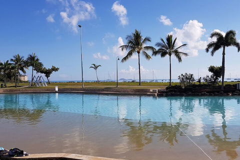 WHITSUNDAY Spacious & Comfortable Moments From Picturesque Boardwalk - Tourism Guide 1