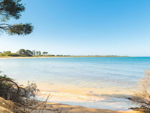 A La Plage - Tourism Guide 3