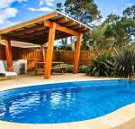 Redwood Oasis - Travel Agents
