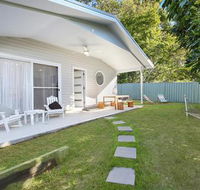Salty Kisses Holiday House - Cruises Travel