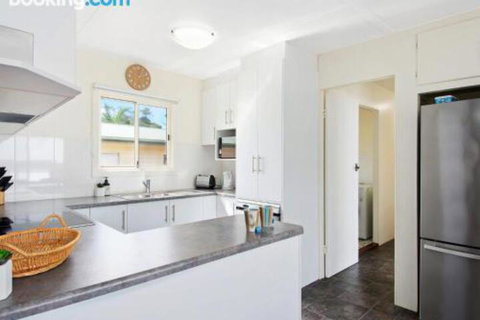 EdAn Beachhouse 21 Laronde - Tourism Guide 6