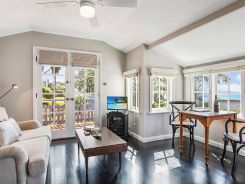 Cottage 1 Hyams Beach Seaside Cottages - Tourism Guide 2