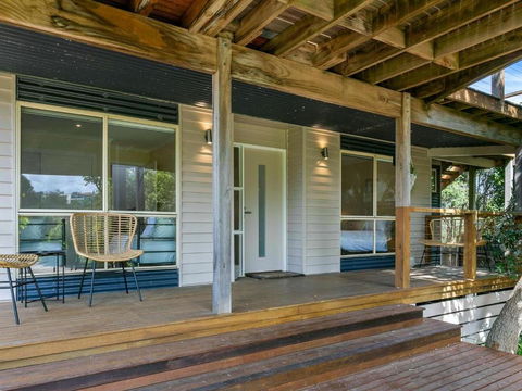 The Deck House - Travel Agents 6