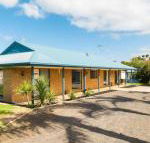 Back Beach Retreat - Travel Agents