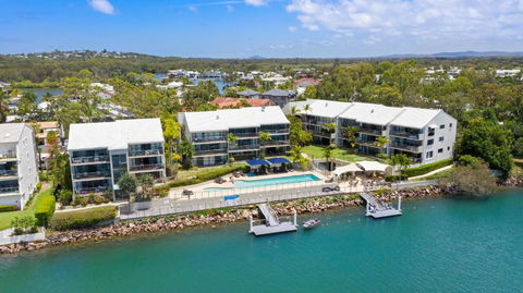 Hugoâ€™s Noosa Noosa Heads - Travel Search 2