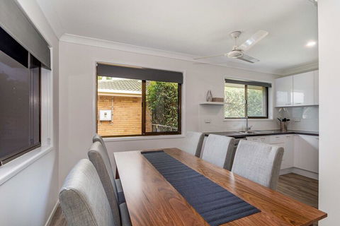 Freshly Renovated Dog Friendly House Walking Distance To Waterfront - Travel Search 4