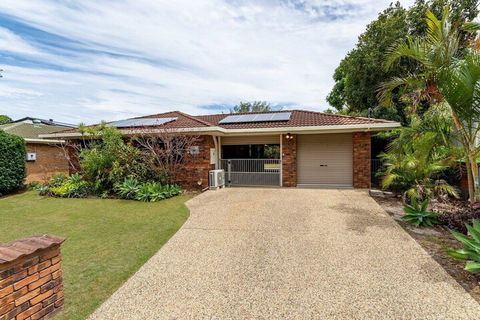 Freshly Renovated Dog Friendly House Walking Distance To Waterfront - Travel Search 0