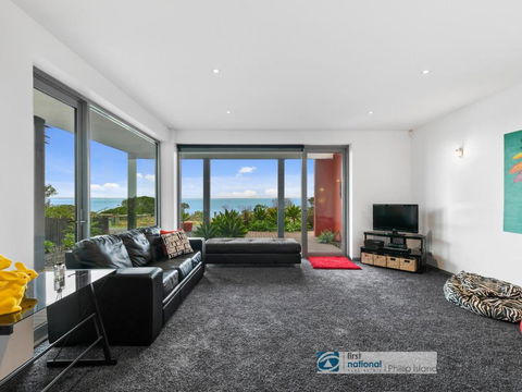 2 At 2 The Esplanade Ventnor - Tourism Guide 6