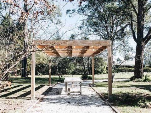 KIRRIEMUIR Burradoo Southern Highlands 4pm Check Out Sunday - Tourism Guide 3