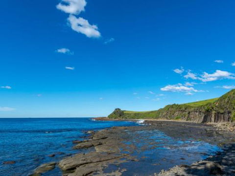 COASTLINE Boat Harbour Gerringong 4pm Check Out Sundays - Travel Search 4