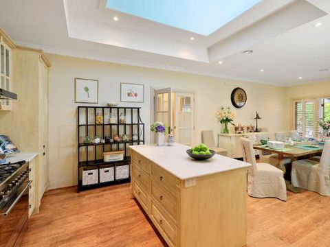 Mirrabooka Burrawang Beautiful Home & 3 Acres Of Gardens In The Southern Highlands - Tourism Guide 6