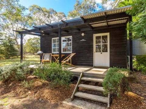 Mirriyindi Unique Berrima Escape For 9 In The Southern Highlands 4pm Check Out Sundays - Travel Search 1