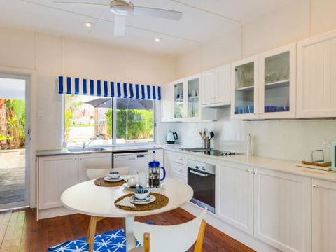 Nautilus At Hyams 4pm Check Out Sundays - Travel Agents 2