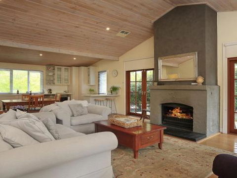 Rose Cottage Bowral Southern Highlands - Travel Search 5
