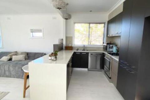 Geelong House - Travel Search 0