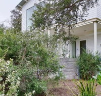 The White House Sandy Point - Travel Agents